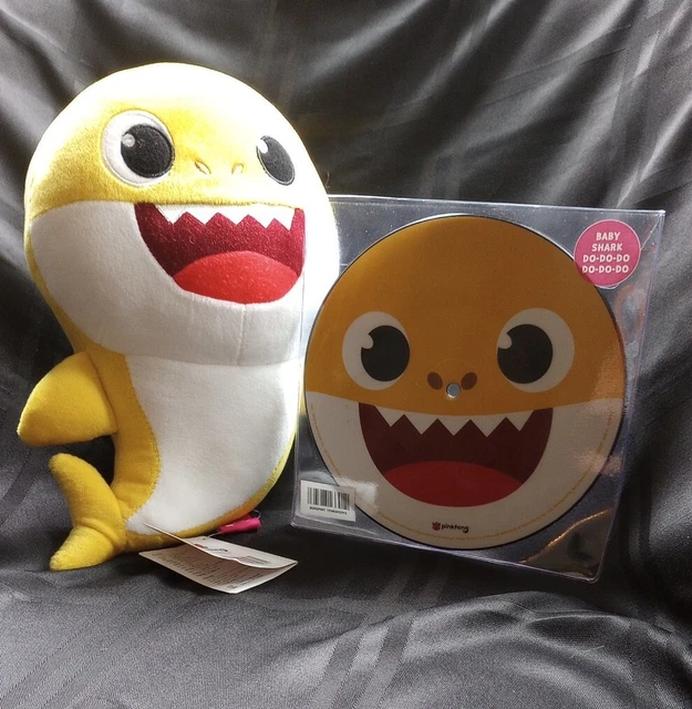 PINKFONG BABY SHARK RSD April 2019 7 Vinyl Record WITH RSD Plushie