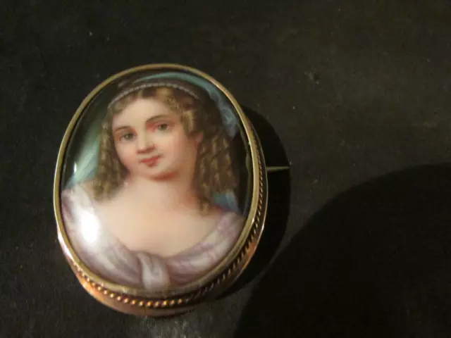 Beautiful Victorian Rare Quality 9ct Gold, Miniature Porcelain Portrait Brooch