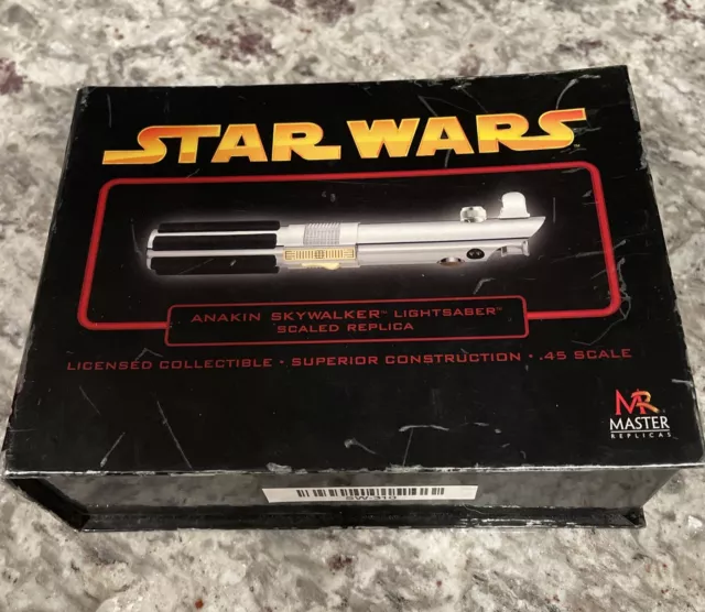 Star Wars-Master Replicas-Anakin Skywalker Lightsaber .45 Scale-SW-310