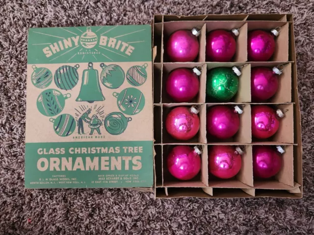 *READ* Vintage Christmas Shiny Brite 12 Solid Red Glass Ball Ornaments Pink Gree