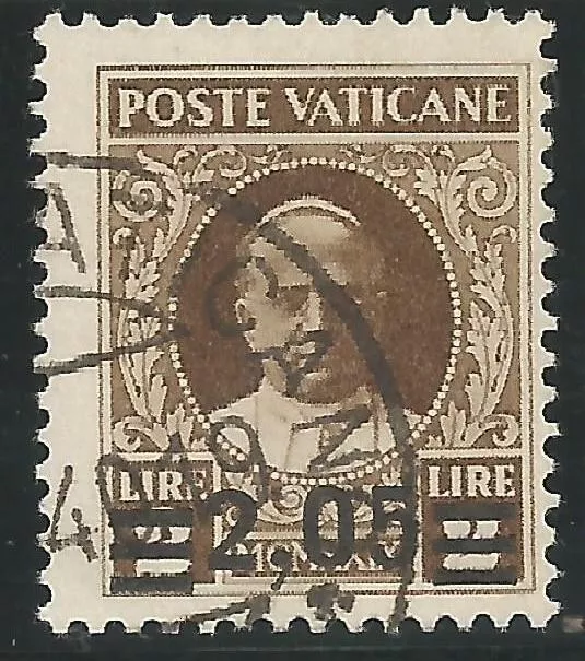 VATICAN CITY -  Scott no 37 (stamp no 10 surcharged) - used