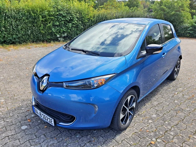 Renault Zoe 58PS - 04/2017 - 22KW Mietbatterie - Motor neu - Scheckheftgepflegt