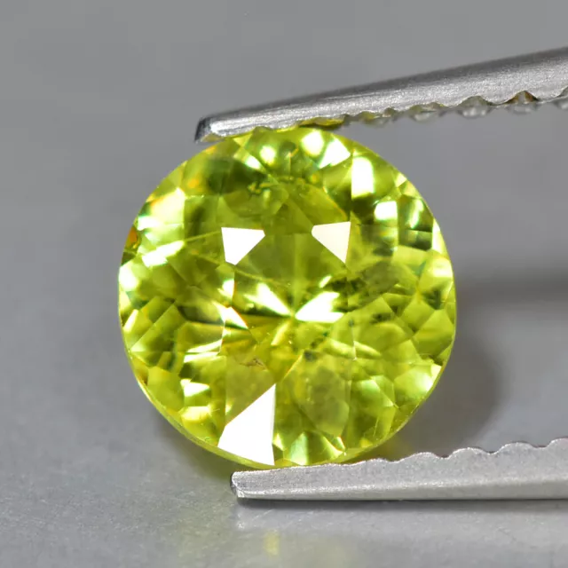 0.93Ct Rare Gem! Amazing 100% Natural Yellowish Green Grossular Mali Garnet