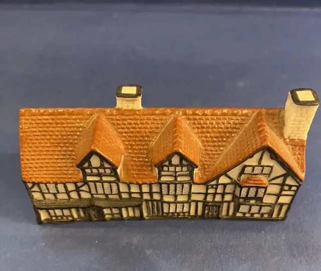 Goss MODEL OF SHAKESPEARE'S HOUSE - Rd. No 225833-Excellent Condition