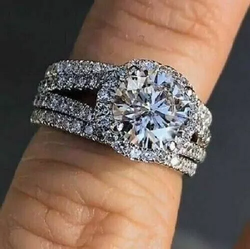 4.50Ct Taglio Rotondo Moissanite Set Trio Anello di Fidanzamento 14k Oro Bianco