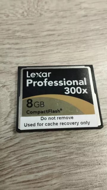 Carte compacte flash 8 Go LEXAR 300x