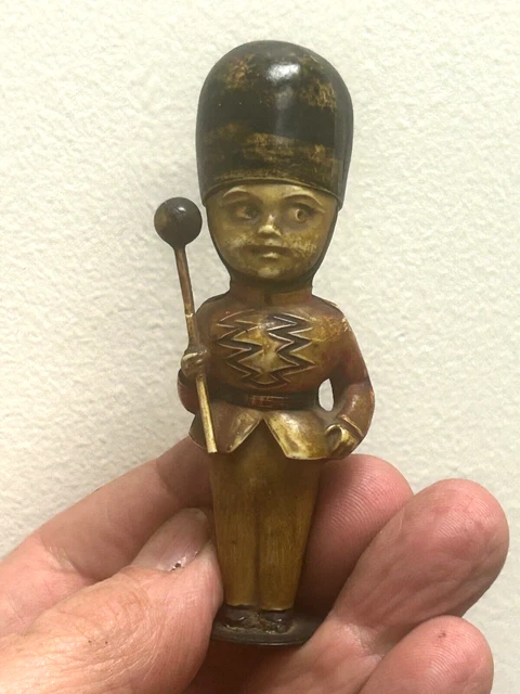 ETUI figural  Toy Soldier  Sewing Thimble Holder  thread old painted celluloid