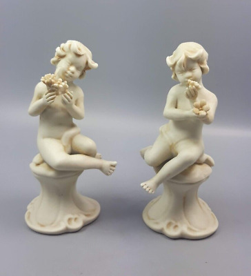 Porcellana Capodimonte Suonatore di Mandolino 28,5 cm 