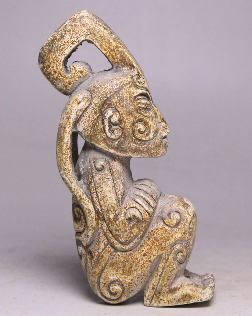 9CM CHINE HONGSHAN Culture Jade Sun God Helios Sungod People Amulette