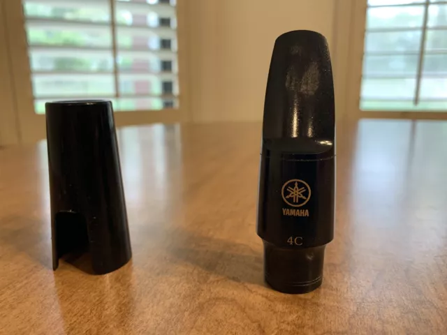 Yamaha Standard Series 4C Alto Saxophone Mouthpiece with H style ligature