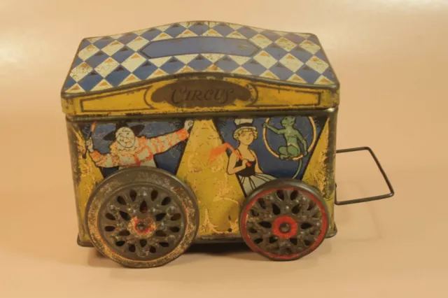 ANTIQUE c1905 BISCUIT TIN CIRCUS CAR HUDSON SCOTT for COOPERATIVE SOC. figural 2