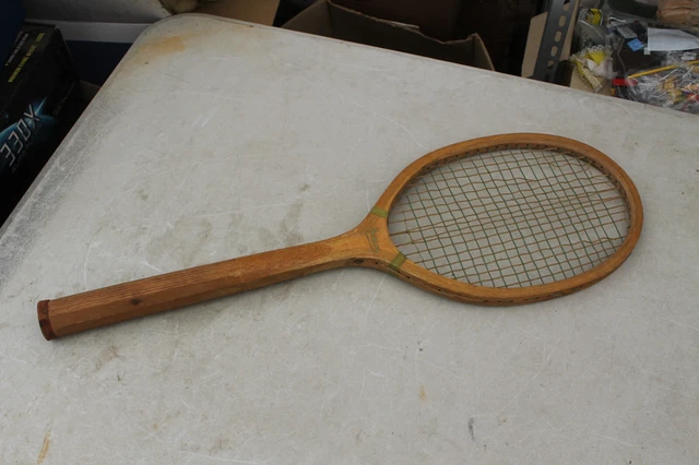 Raquette De Tennis Ancienne – Bois Et Boyaux – Senior – Vintage