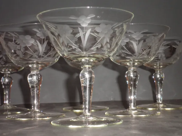 Lot 6 Vintage Delicate Fine Crystal Clear Floral Etched Wine Glasses Stemware