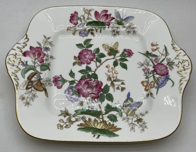 Wedgwood Charnwood Square Handeled Cake Plate 10-3/4”