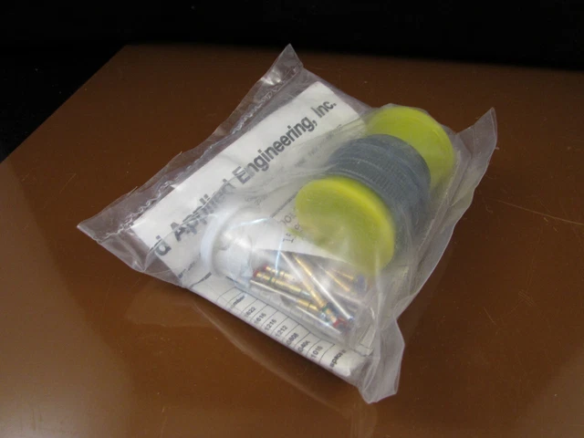 MS3406D22-19SX SAE Advanced Engineering circular connector Milspec **NOS**