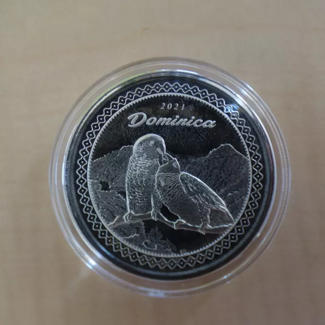 Eastern Caribbean 2$ Dominica 2021 silver 99.9% 1oz coin within capsule (argent)