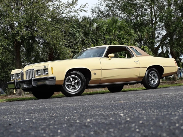 1977 Pontiac Grand Prix J