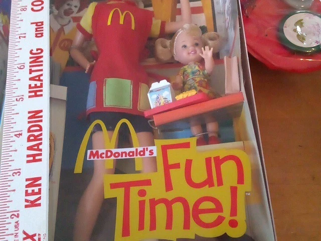 2001 McDonald's Fun Time Barbie And Kelly Doll Set Mattel #29395. Scealed In Box