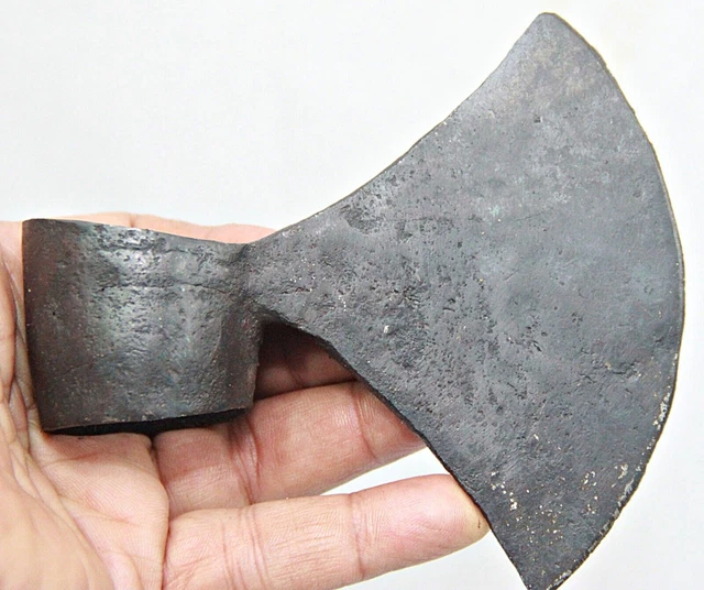 Hache Ancienne En Fer Forgé à La Main - Tête De Hache Rustique Vintage, Outil Coupe Bois F4