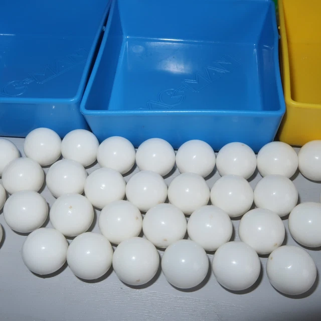 VINTAGE PAC-MAN MB Game Board Parts Bundle White Marbles Pellets £14.99 ...