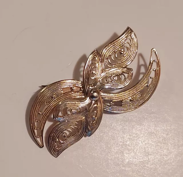 Vtg Made In Germany Fine Filigree Gold Tone Bead Center Swirling Leaf Bar Brooch