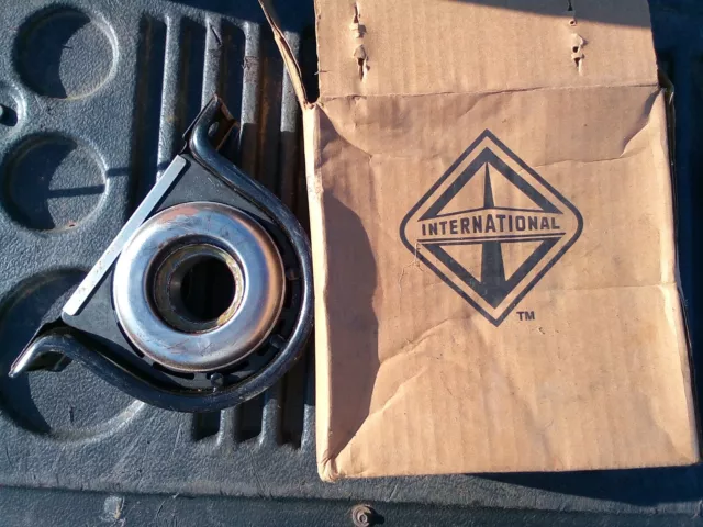 New OEM International Navistar Center Carrier Bearing 283067C93