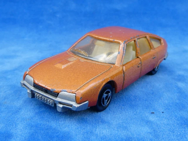 Majorette Citroen 2CV Café French Touch Deluxe Cars PH Majorette Citroen 2CV Café French Touch Deluxe Cars PH