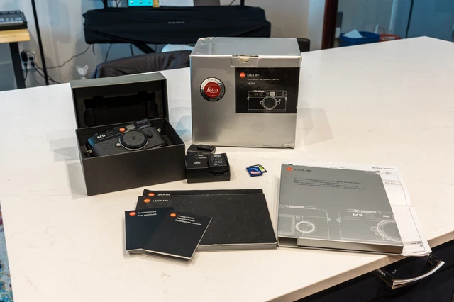 Leica M M9 18.0MP Black (boxed, sensor replaced by Leica, shutter count 11058)