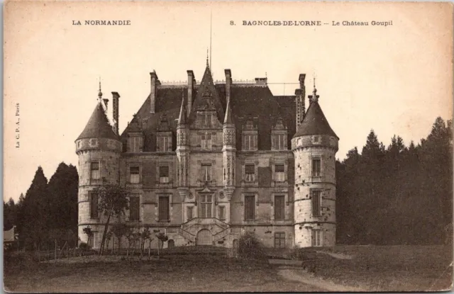 *47930 cpa Bagnoles de l'Orne - le château Goupil
