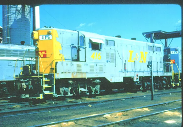 L&N 416 GP-7, Birmingham, Al, 05/72; Kodachrome Original