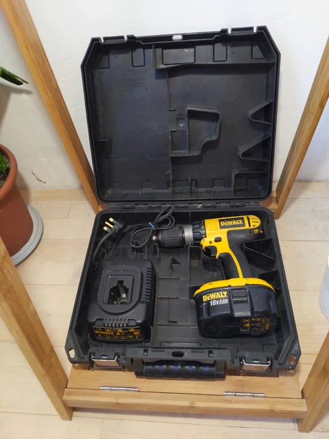 Dc725 dewalt drill best sale