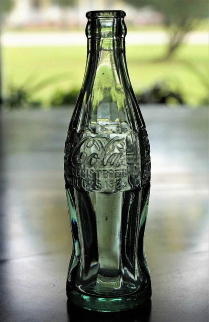 Patent d 1923 christmas coca cola bottle n c
