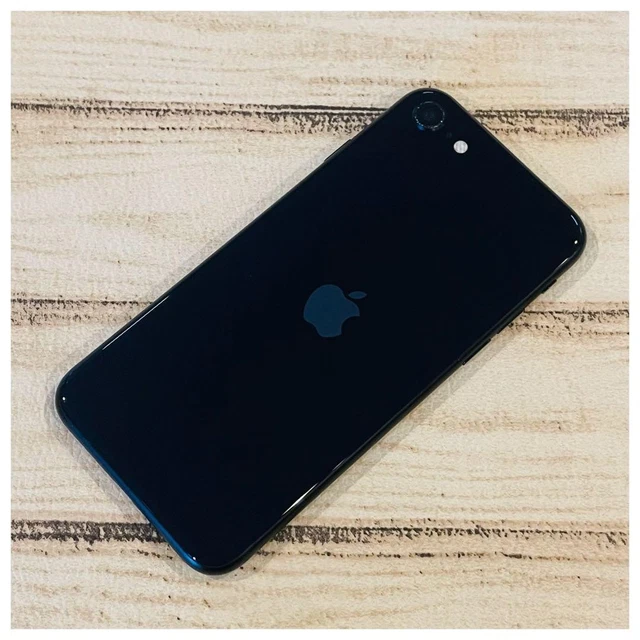 IPHONE SE3 64GB Black Unlocked SIM free Battery 100% Confirmed
