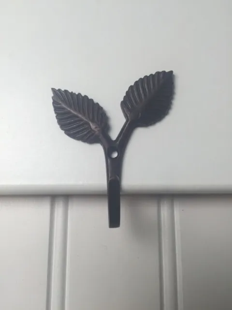 Oil Rubbed Bronze Decorative Rustic Leaf Sprout Hooks