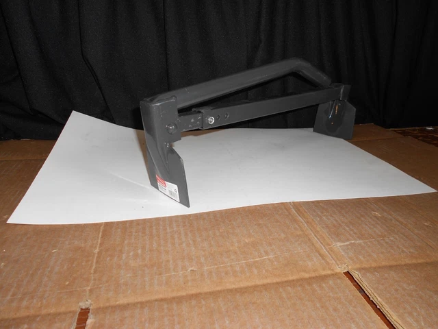 Goldblatt G11280 Professional Grade Rugged Metal Brick Carrying Tongs