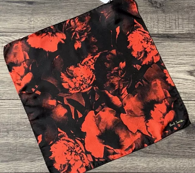 Paul Smith Black & Red Floral Silk Pocket Square Made In Italy Bnwt