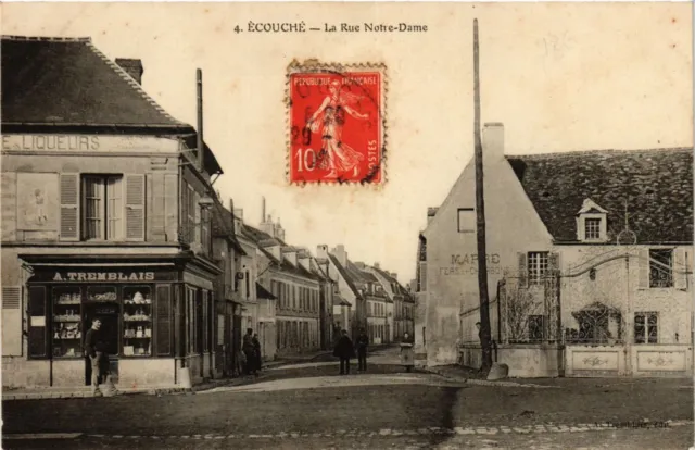 CPA Ecouche - La Rue Notre-Dame (259223)