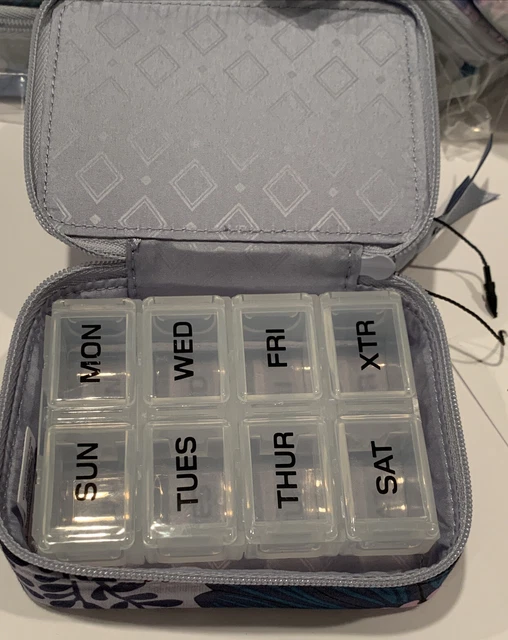 VERA BRADLEY TRAVEL Pill Case Box Bengal Lily Purple 7 Day New Free