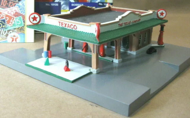 TEXACO GAS STATION # 2 30's Architecture "Service With A Smile" Lefton 1995 MIB