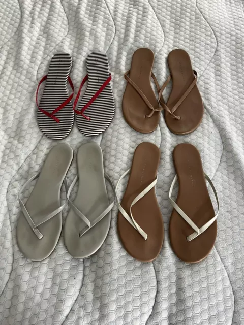 Women’s Lot Of Four (4) Lauren Conrad  Pairs Flip Flops. Size 9. EUC.