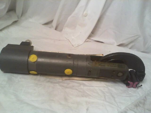 BTM PG-38-11-30-3-3-TM-RSP-DC Pneumatic Single Locking Gripper - Repaired