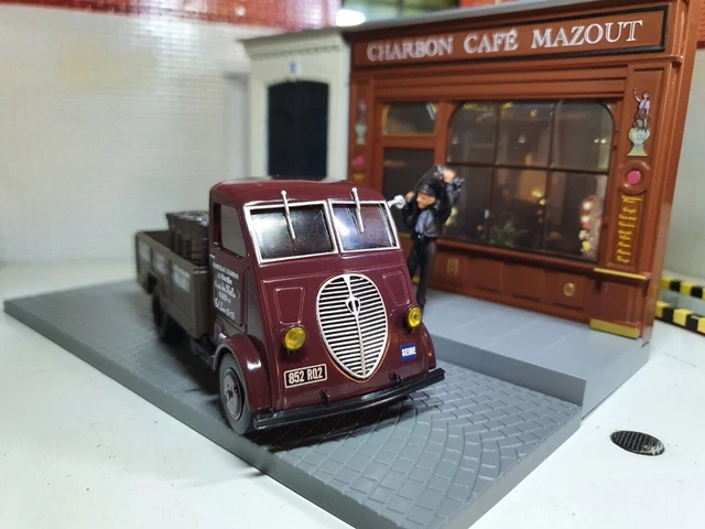 Miniature Camion Peugeot DMA Plateau 1949 – IXO 1/43 – CLC 129 – Vert – NEUF