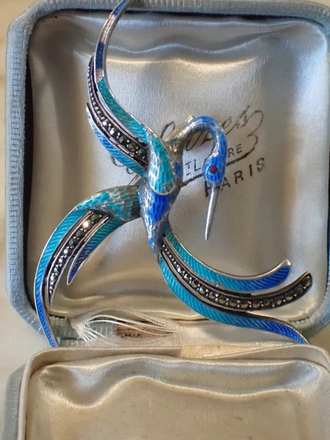 B83 - Broche Femme ART NOUVEAU - Le palais des bricoles