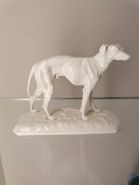 Nymphenburg Porzellan Windhund Hund Figur weiß Jagdhund 1.Wahl MENE Nr. 128/2