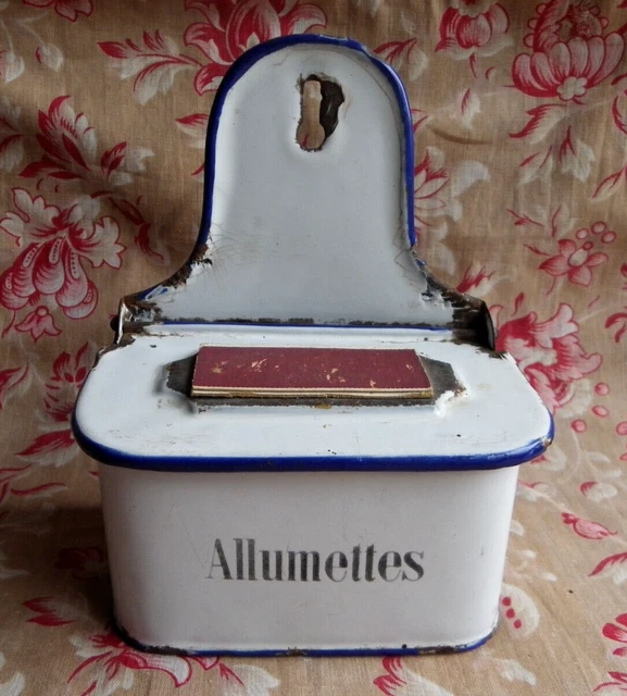 Boîte De Pêche Vintage UMCO 800A Aluminium – Avec Leurres Et 5 Plateaux – États-Unis
