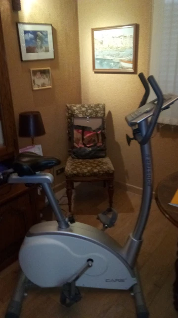 vélo d appartement CARE 12 programmes cardio pulse