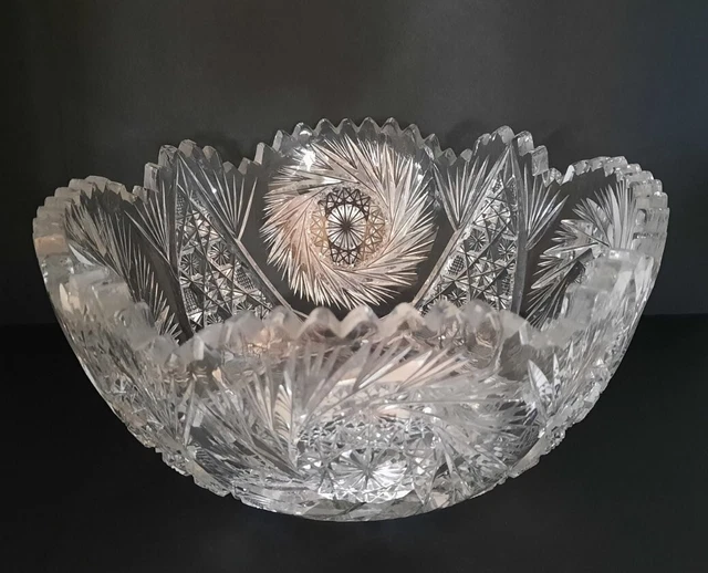 American Brilliant Period Cut Crystal Glass Starburst Saw Tooth Rim 8" Bowl
