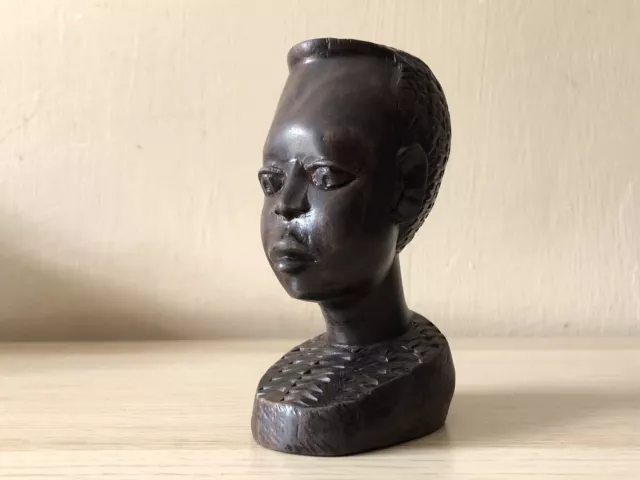 Scultura soprammobile Donna africana vintage in legno ebano
