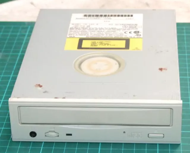 Matsushita 24X speed CD-ROM drive CR-585-B - tested and working great