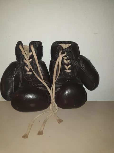 Alte Boxhandschuhe ,Leder ,frühe DDR ,12 Unzen